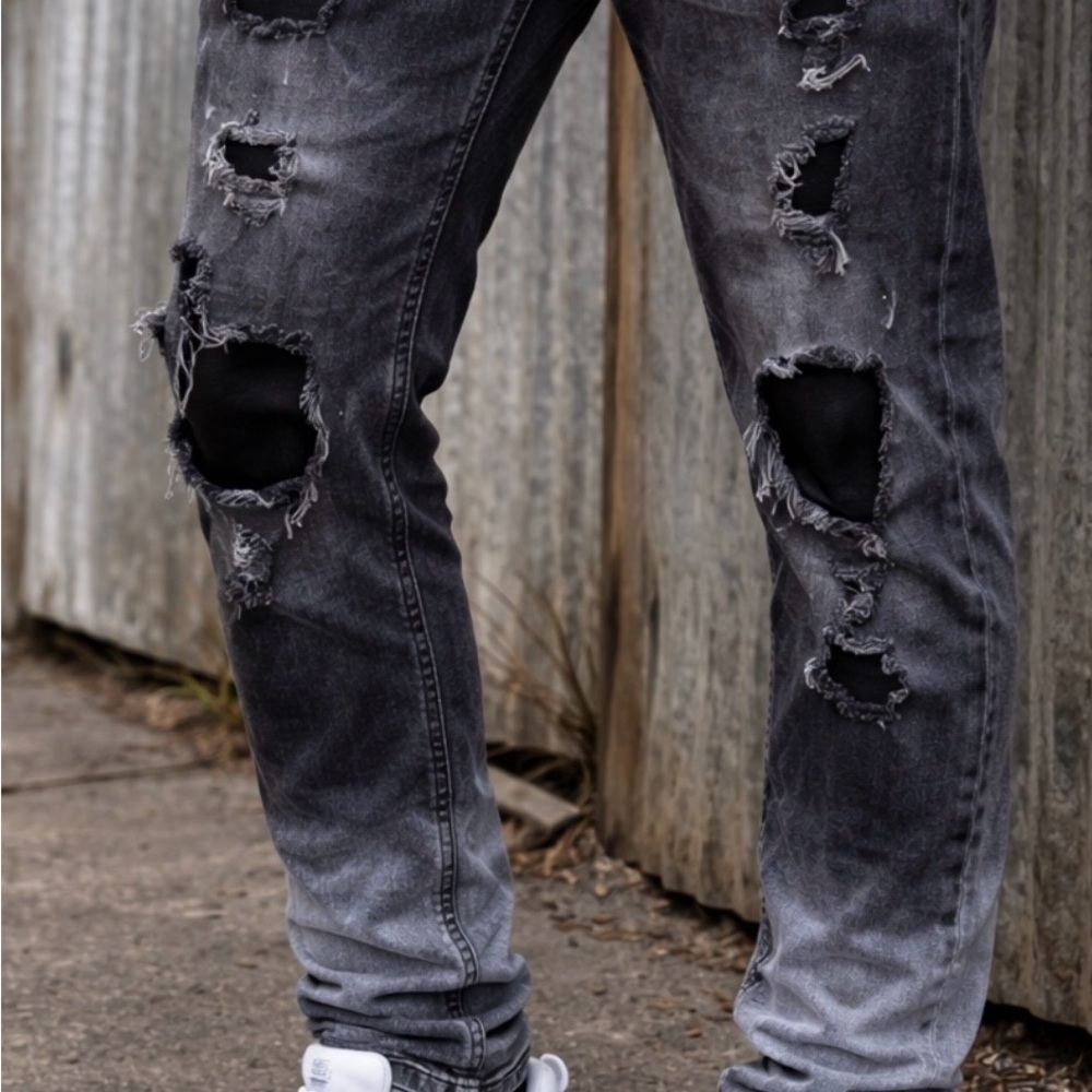 Copper Rivet Distressed Jeans Black Gray Fade Ripped Slim Fit 36x32‎